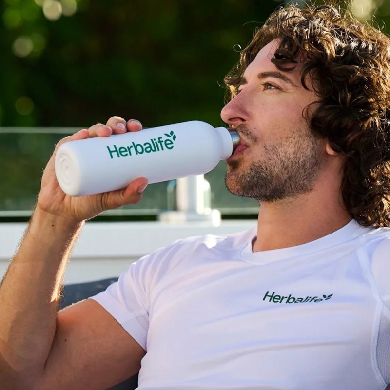 eganes Proteinpulver mit 22 Vitaminen & Mineralstoffen