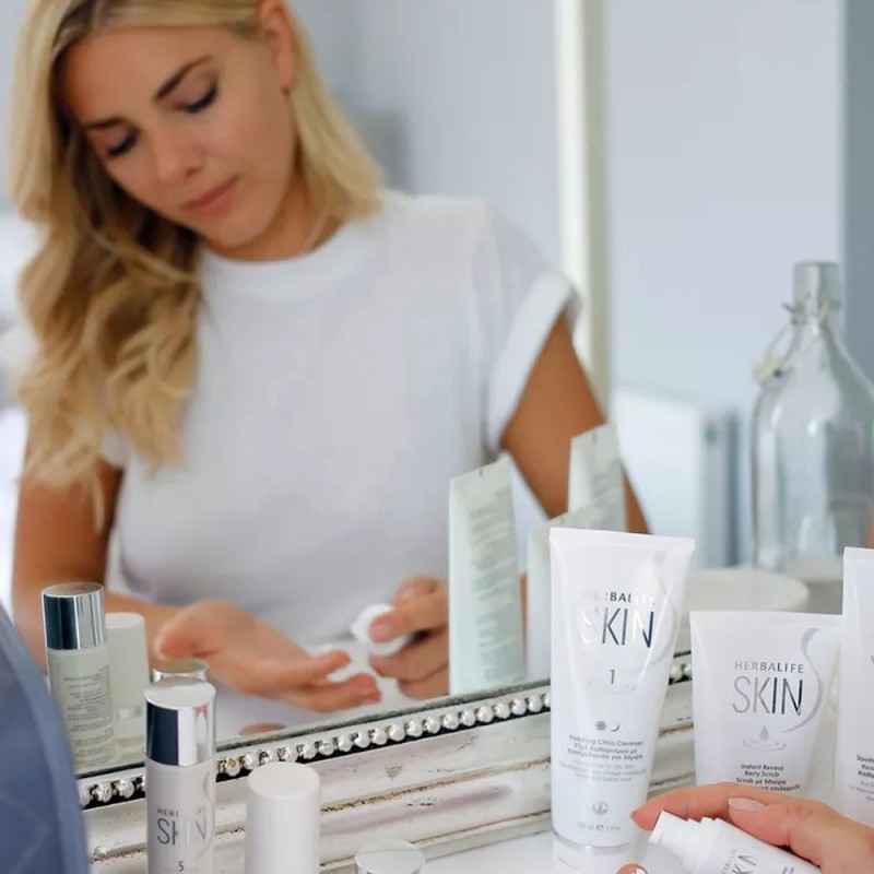 Herbalife Feuchtigkeitscreme für strahlende Haut - Selbst. Herbalife Nutr. Mitglied